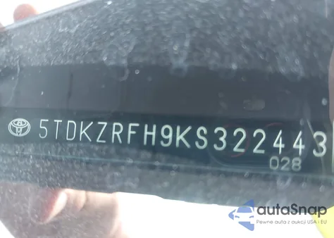 2019 Toyota Highlander Xle z USA, uszkodzony, nr VIN 5TDKZRFH9KS322443